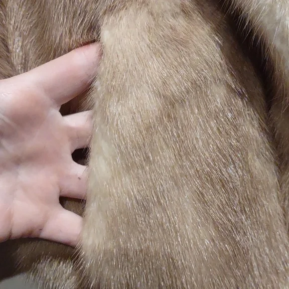 Mink Fur Jacket, Wrap, Blonde, Vintage - Picture 4 of 11